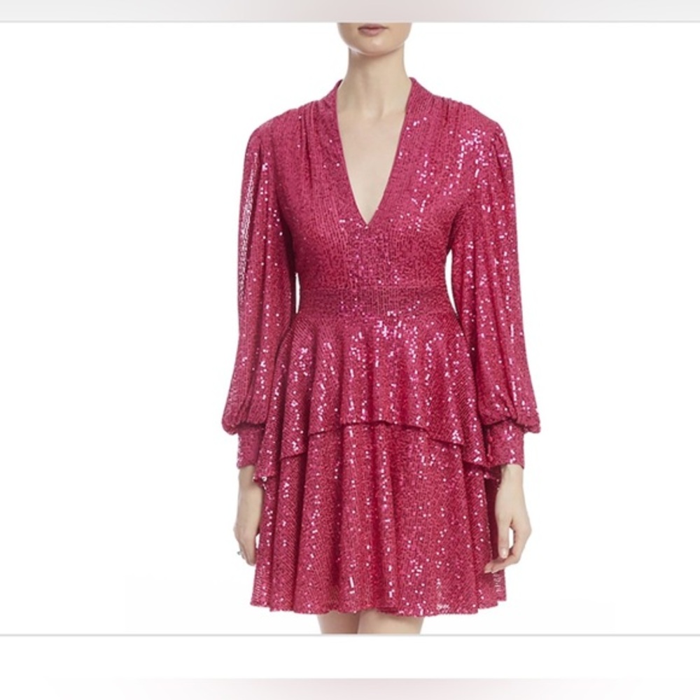 One33 Social pink Fuchsia sequined Long Sleeve v-neck Tiered Minidress Size 6